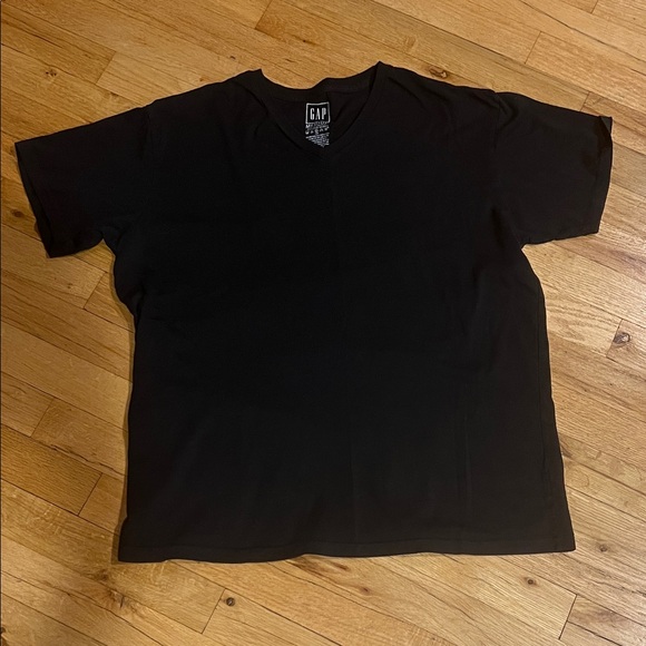 GAP Other - GAP Men's Short Sleeve Black Tee